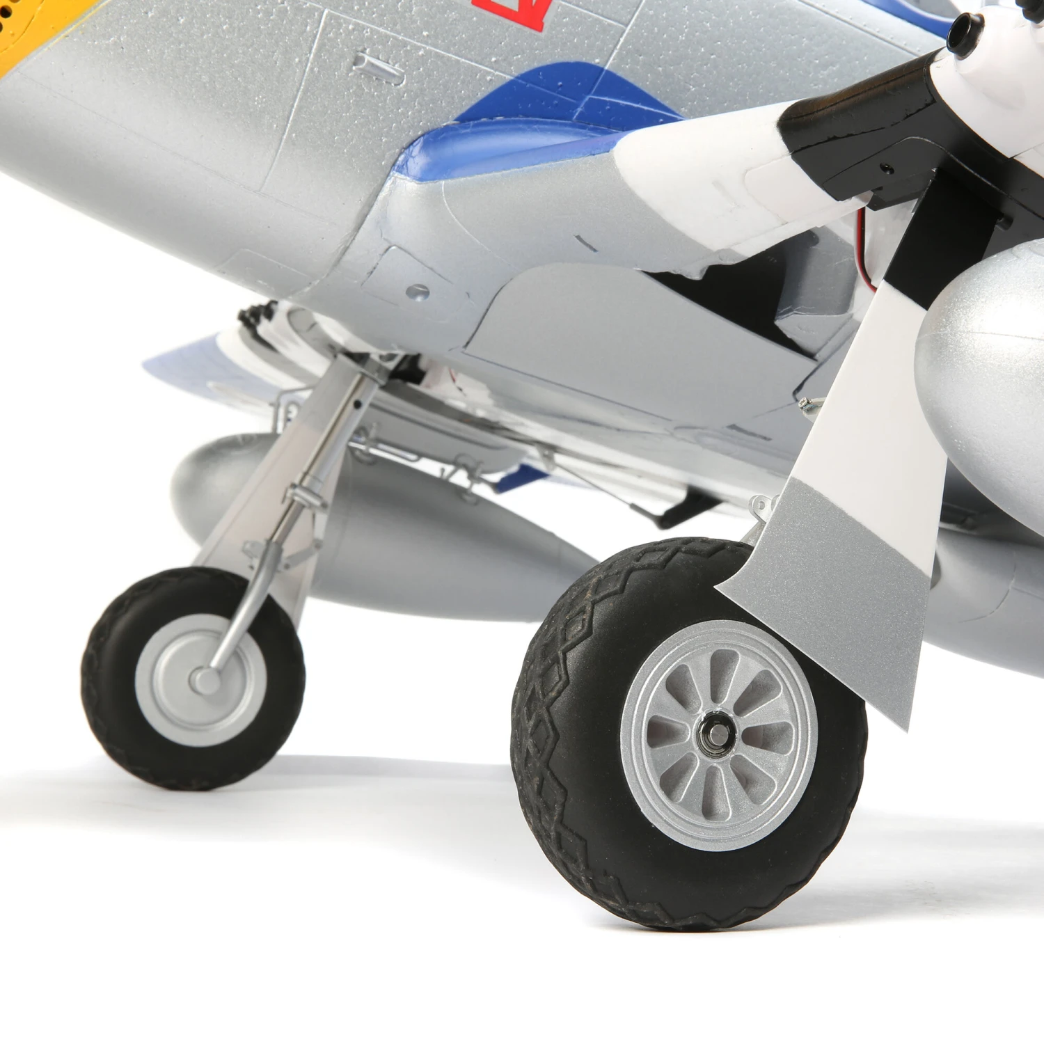 E-flite P-51D Mustang 1.5m Smart PNP 4 E-flite P-51D Mustang 1.5m Smart PNP - Image 4